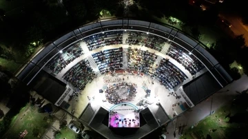 Yıldırım&rsquo;da Rumeli r&uuml;zgarı esti
