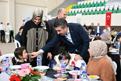  Yıldırım'da şefkat iftarı