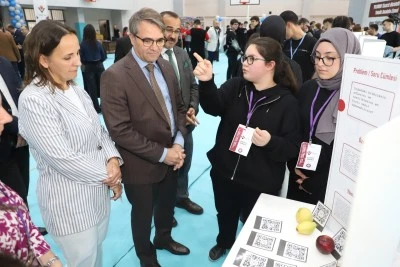Yıldırım Ticaret MTAL&rsquo;de T&Uuml;BİTAK 4006 Bilim Fuarı d&uuml;zenlendi