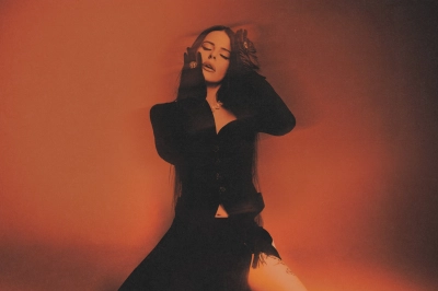 "Yılın Alb&uuml;m&uuml;&rdquo; &Ccedil;ıktı, M&uuml;zik D&uuml;nyası Ayağa Kalktı!