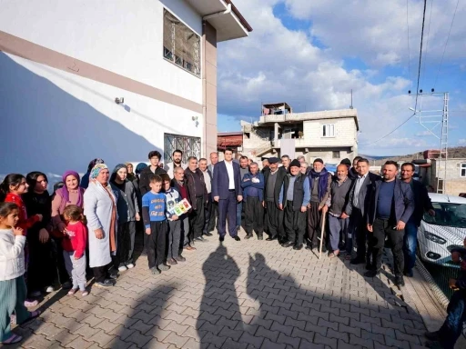 Yılmaz&rsquo;dan taleplere yerinde &ccedil;&ouml;z&uuml;m
