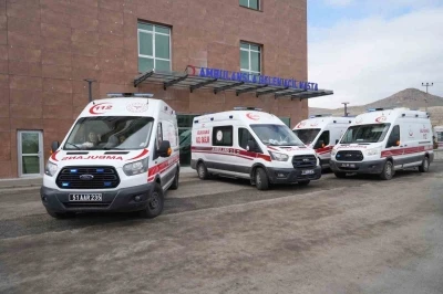 YİNE ZEHİRLENME!  Niğde'de tavuk d&ouml;ner yiyen 3 &ouml;ğrenci zehirlendi