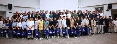 YKS&rsquo;de dereceye giren Bursalı gen&ccedil;ler BTSO&rsquo;da &ouml;d&uuml;llendirildi