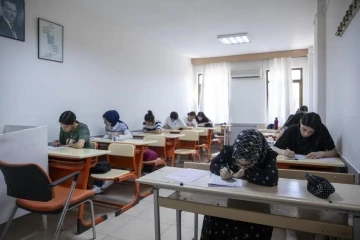 YKS&rsquo;nin ilk oturumu TYT bug&uuml;n yapılacak