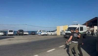 Yolcu otob&uuml;s&uuml;ndeki 2 kişinin midesinden 1 kilo uyuşturucu &ccedil;ıktı