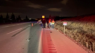 Yolun karşısına ge&ccedil;meye &ccedil;alışan kadın, cipin &ccedil;arpması sonucu &ouml;ld&uuml;