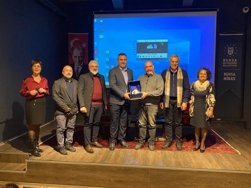 Y&ouml;netmen Ezel Akay, Bursa anılarını anlattı 