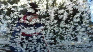 Yozgat buz kesti, termometreler eksi 10 dereceyi g&ouml;sterdi
