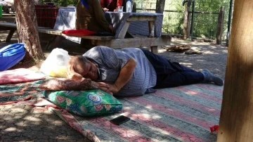 Yozgat&rsquo;ta sıcak hava vatandaşı bunalttı
