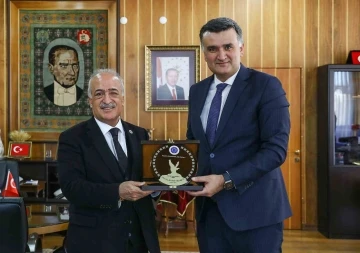 Yozgatlıgil; &ldquo;Atat&uuml;rk &Uuml;niversitesi hamleleriyle &uuml;lkemize değer sağlıyor&rdquo;
