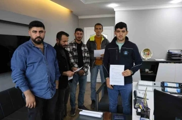 Y&uuml;ksek kar vaadiyle binlerce kişiyi 100 milyon dolar dolandırdılar
