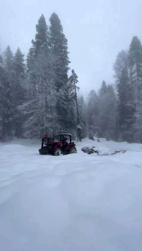 Y&uuml;ksek kesimlerde kar kalınlığı 50 santimetreyi buldu
