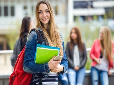Y&uuml;ksek&ouml;ğretimde kadın &ouml;ğrencilerin oranı y&uuml;zde 53,2'ye ulaştı