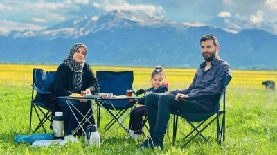 Y&uuml;ksekova&rsquo;da iki mevsim arası renk c&uuml;mb&uuml;ş&uuml;
