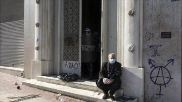 Yunanistan'ın sağlık sekt&ouml;r&uuml;, turizm d&ouml;neminde yetersiz kalıyor