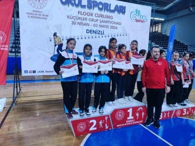 Yunus Emre Ortaokulu &lsquo;Floor Curling&rsquo;de &ouml;nemli başarı
