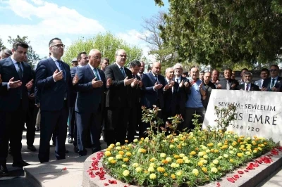 Yunus Emre&rsquo;yi anma etkinliği d&uuml;zenlendi
