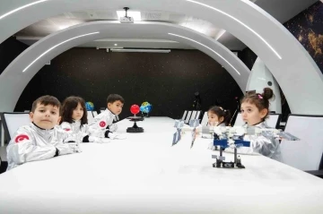 Y&uuml;zlerce &ccedil;ocuk ve gen&ccedil; bilim d&uuml;nyası ile tanıştı
