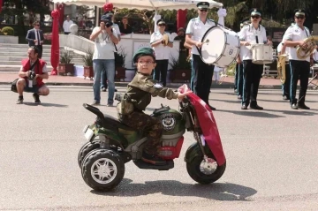 Zafer Bayramı Bursa&rsquo;da coşkuyla kutlandı

