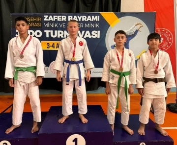 Zafer Bayramı Judo Turnuvası&rsquo;nda şampiyon &Uuml;mraniye
