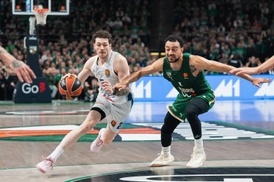 Zalgiris Kaunas - Anadolu Efes: 64-87