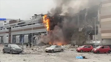 Zelenskiy, Rusya'nın Ukrayna'ya topraklarına 110 f&uuml;ze fırlattığını bildirdi