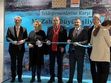 Zeytinburnu Kazlı&ccedil;eşme Sanat Merkezi&rsquo;nde yılın ilk sergisi a&ccedil;ıldı
