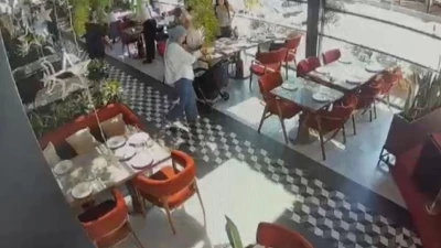 Zeytinburnu'nda restorana silahlı saldırı: 2 yaralı