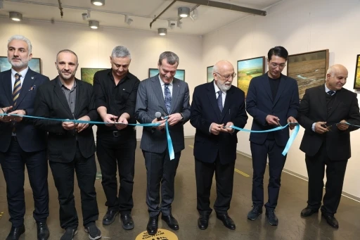Zeytinburnu&rsquo;nda &ldquo;Vaveyla Resim Sergisi&rdquo; a&ccedil;ıldı
