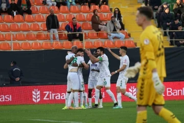 Ziraat T&uuml;rkiye Kupası: Alanyaspor: 1 - Samsunspor: 0 (İlk yarı)
