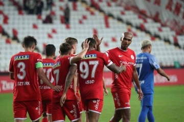 Ziraat T&uuml;rkiye Kupası: Antalyaspor: 6 - Kepezspor:1
