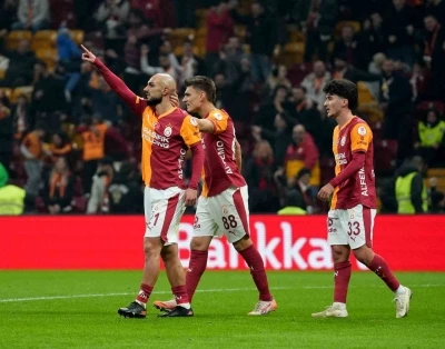 Ziraat T&uuml;rkiye Kupası: Galatasaray: 1 - RAMS Başakşehir: 0 (İlk yarı)