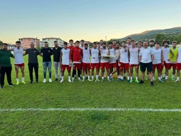 Zonguldak K&ouml;m&uuml;rspor Devrek&rsquo;te kampa girdi