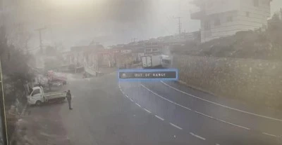 Bursa&rsquo;da kaza anı saniye saniye g&uuml;venlik kamerasında